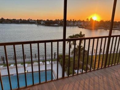 Beach Condo For Sale in Marco Island, Florida