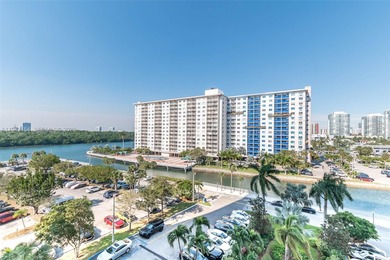 Beach Condo For Sale in Sunny Isles Beach, Florida