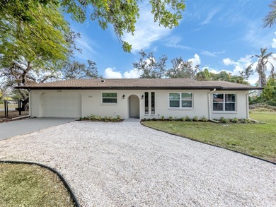 Beach Home For Sale in Venice, Florida
