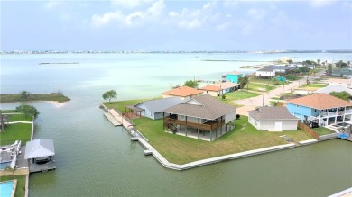 Beach Home For Sale in Rockport, Texas