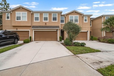 Beach Townhome/Townhouse For Sale in Riverview, Florida