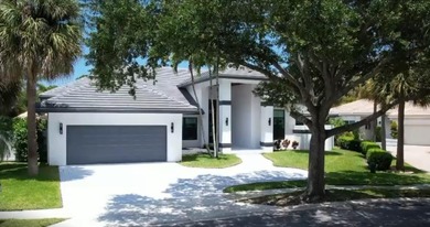 Beach Home For Sale in Boca Raton, Florida