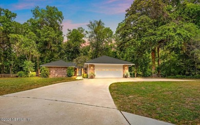 Beach Home Active Under Contract in Jacksonville, Florida