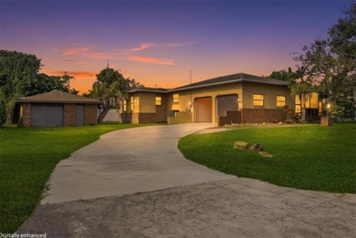 Beach Home For Sale in Venice, Florida