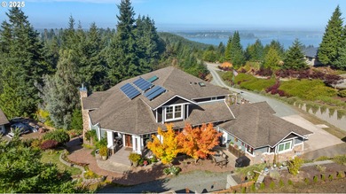 Beach Home For Sale in Northbend, Oregon