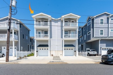 Beach Townhome/Townhouse For Sale in Sea Isle City, New Jersey