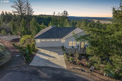 Beach Home For Sale in Florence, Oregon
