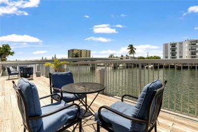 Beach Condo For Sale in Miami Beach, Florida