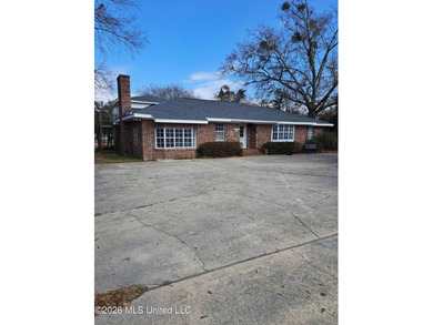 Beach Home For Sale in Gulfport, Mississippi