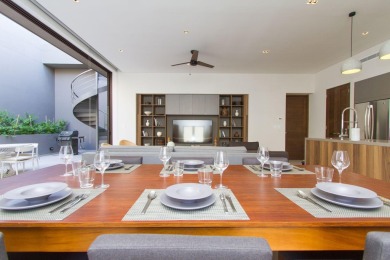 Beach Condo For Sale in Cabo San Lucas, 