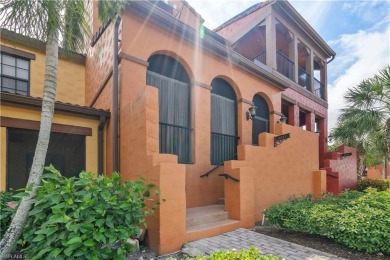 Beach Townhome/Townhouse For Sale in Fort Myers, Florida