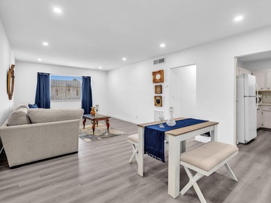 Beach Condo For Sale in Pompano Beach, Florida