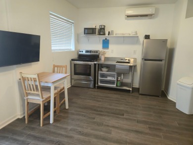 2224 Chapin Street - Beach Vacation Rentals in Tampa, FL on Beachhouse.com