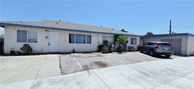 Beach Townhome/Townhouse For Sale in Huntington Beach, California