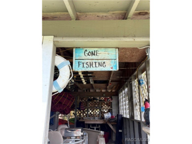 Beach Home For Sale in Yankeetown, Florida