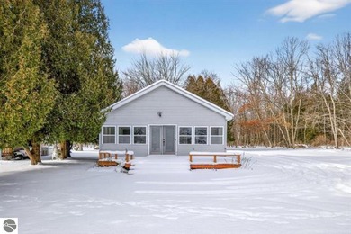 Beach Home For Sale in Tawas City, Michigan