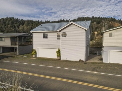 Beach Home For Sale in Pacific City, Oregon