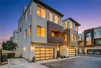 Beach Condo Sale Pending in Newport Beach, California