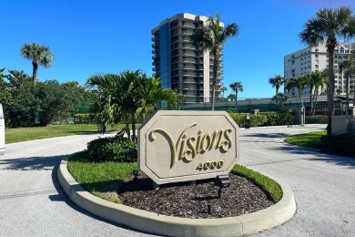 Beach Condo For Sale in Hutchinson Island, Florida