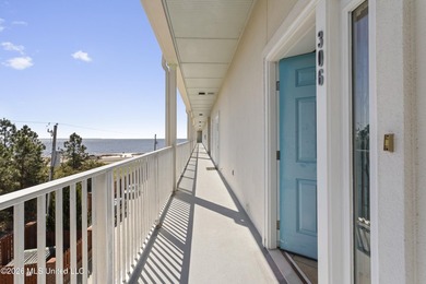 Beach Condo For Sale in Pass Christian, Mississippi