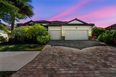 Beach Home For Sale in Venice, Florida