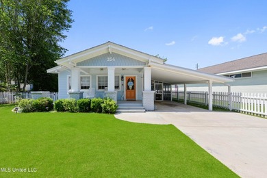 Beach Home For Sale in Bay Saint Louis, Mississippi