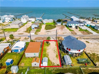 Beach Lot For Sale in Rockport, Texas