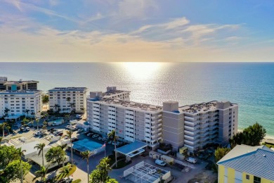 Beach Condo For Sale in Naples, Florida