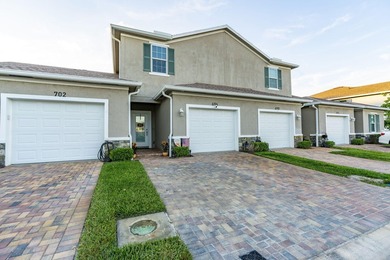 Beach Townhome/Townhouse For Sale in Port Saint Lucie, Florida