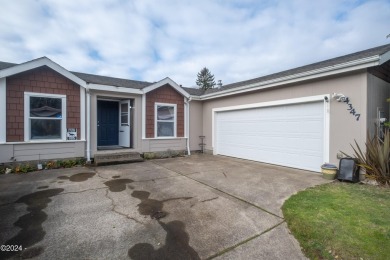 Beach Home For Sale in Lincoln City, Oregon