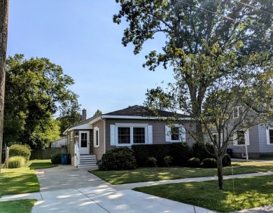 Beach Home Sale Pending in Manistee, Michigan