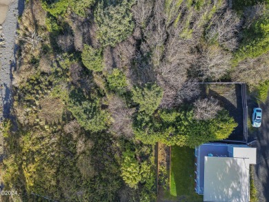 Beach Lot For Sale in Cannon Beach, Oregon