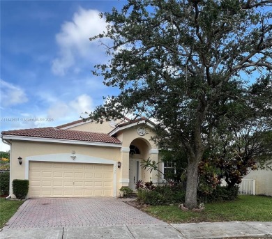 Beach Home Sale Pending in Pembroke Pines, Florida