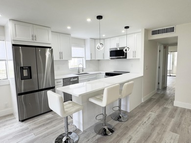 Beach Condo For Sale in Delray Beach, Florida