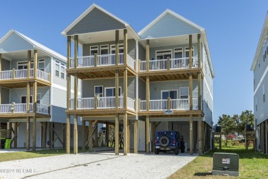 Beach Townhome/Townhouse For Sale in Topsail Beach, North Carolina