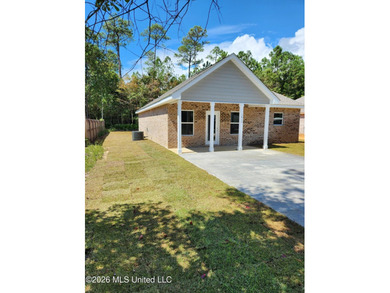 Beach Home For Sale in Gautier, Mississippi