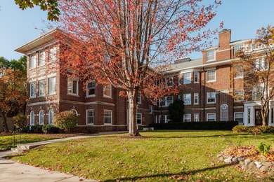 Beach Condo For Sale in Milwaukee, Wisconsin