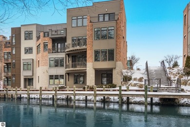 Beach Condo For Sale in Traverse City, Michigan