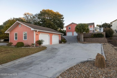 Beach Home For Sale in Emerald Isle, North Carolina