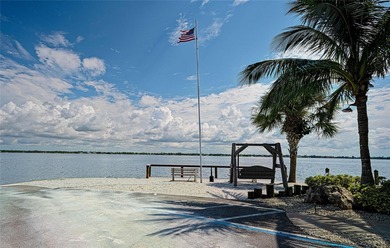 Beach Condo For Sale in Englewood, Florida