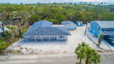Beach Home For Sale in Longboat Key, Florida