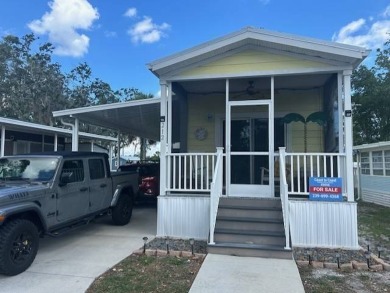 Beach Home For Sale in Ruskin, Florida