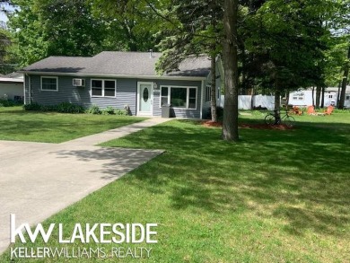 Beach Home For Sale in Caseville, Michigan