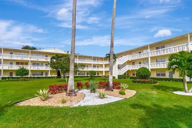 Beach Condo For Sale in Boca Raton, Florida
