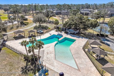 Beach Condo For Sale in Diamondhead, Mississippi