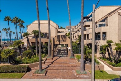 Beach Condo For Sale in Huntington Beach, California