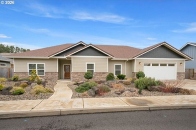 Beach Home For Sale in Florence, Oregon