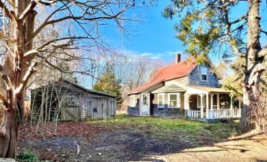 Beach Home For Sale in Oak Bluffs, Massachusetts