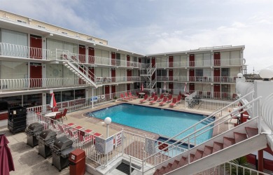 Beach Condo For Sale in North Wildwood, New Jersey