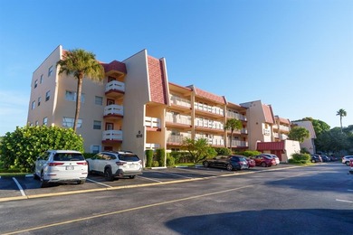 Beach Condo Active Under Contract in Margate, Florida